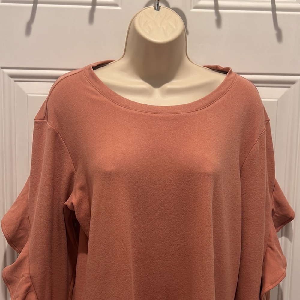 NWOT! Cute Pink Ruffle Top-Medium - Picture 2 of 5